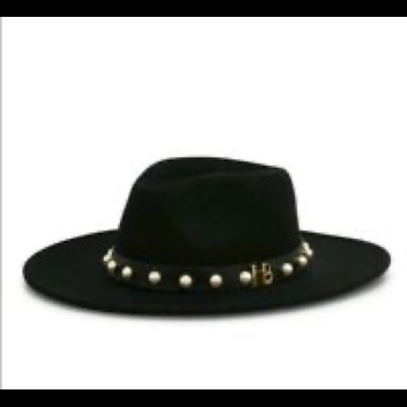 henri bendel Accessories - Sale Henri Bendel Black Fedora Hat Black/Wt. Pearl